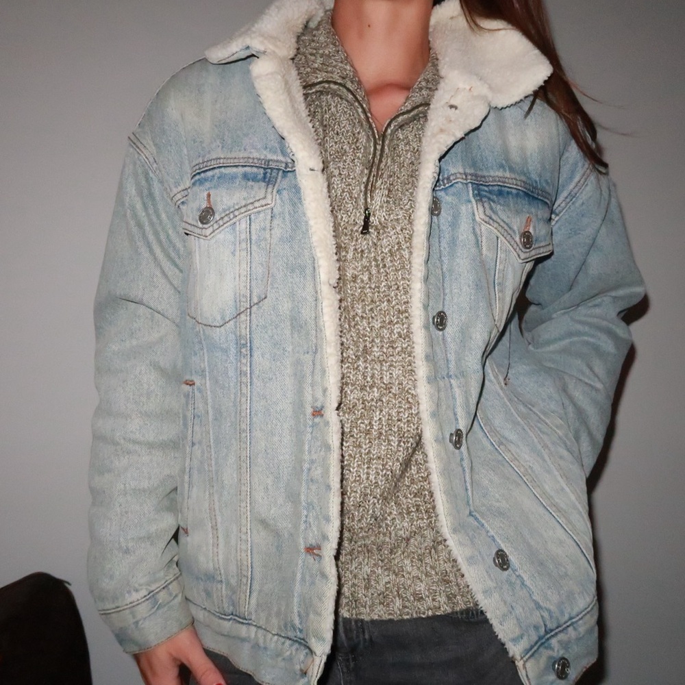 PacSun Light Blue Denim Jacket with Cream Lining